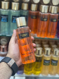 VICTORIA’ S SECRET AMBER ROMANCE FRAGRANCE MIST 250 ml