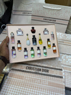 DIOR 16in1 Perfume Gift Set
