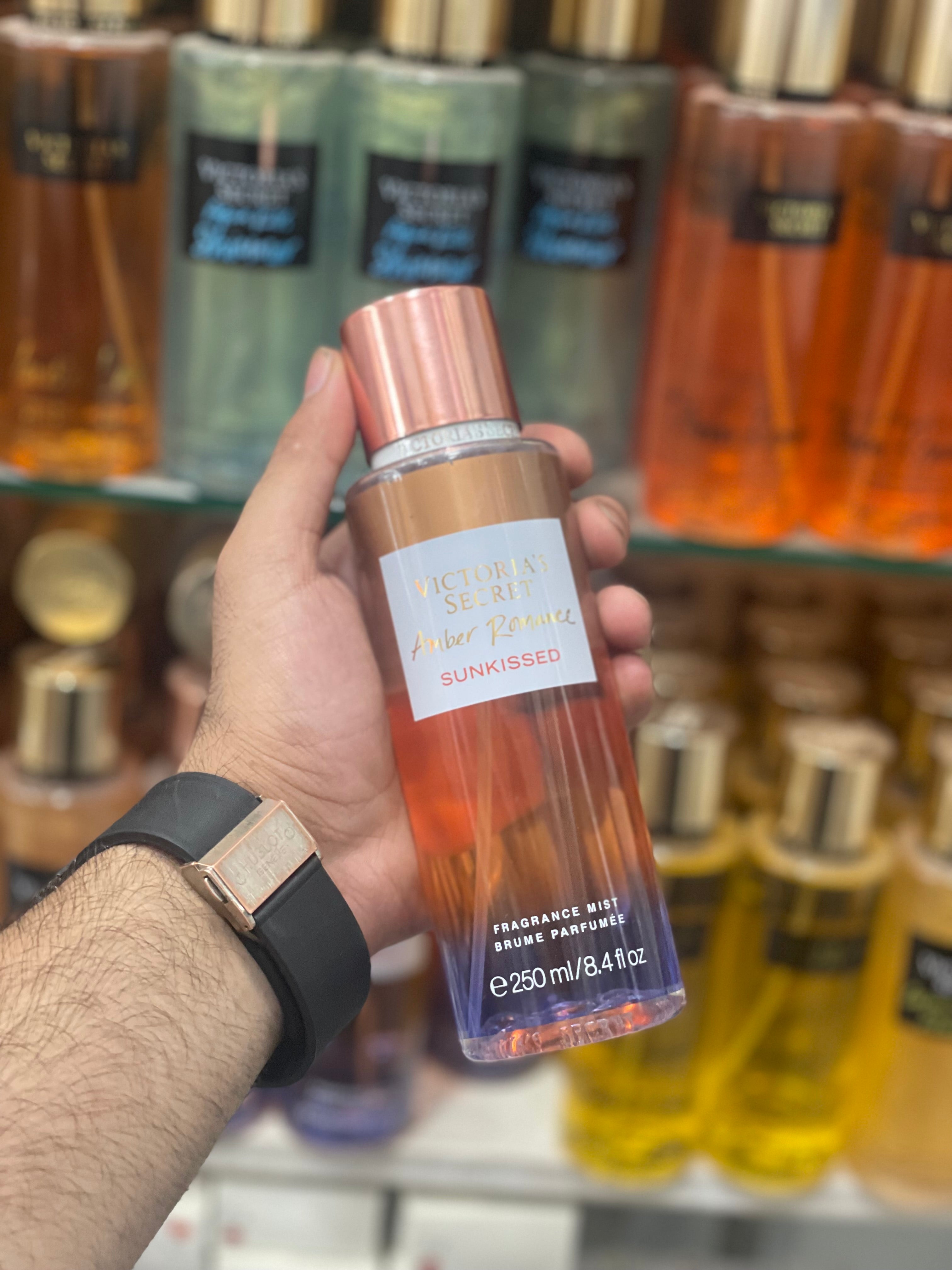VICTORIA’ S SECRET AMBER ROMANCE SUNKISSED FRAGRANCE MIST 250 ml