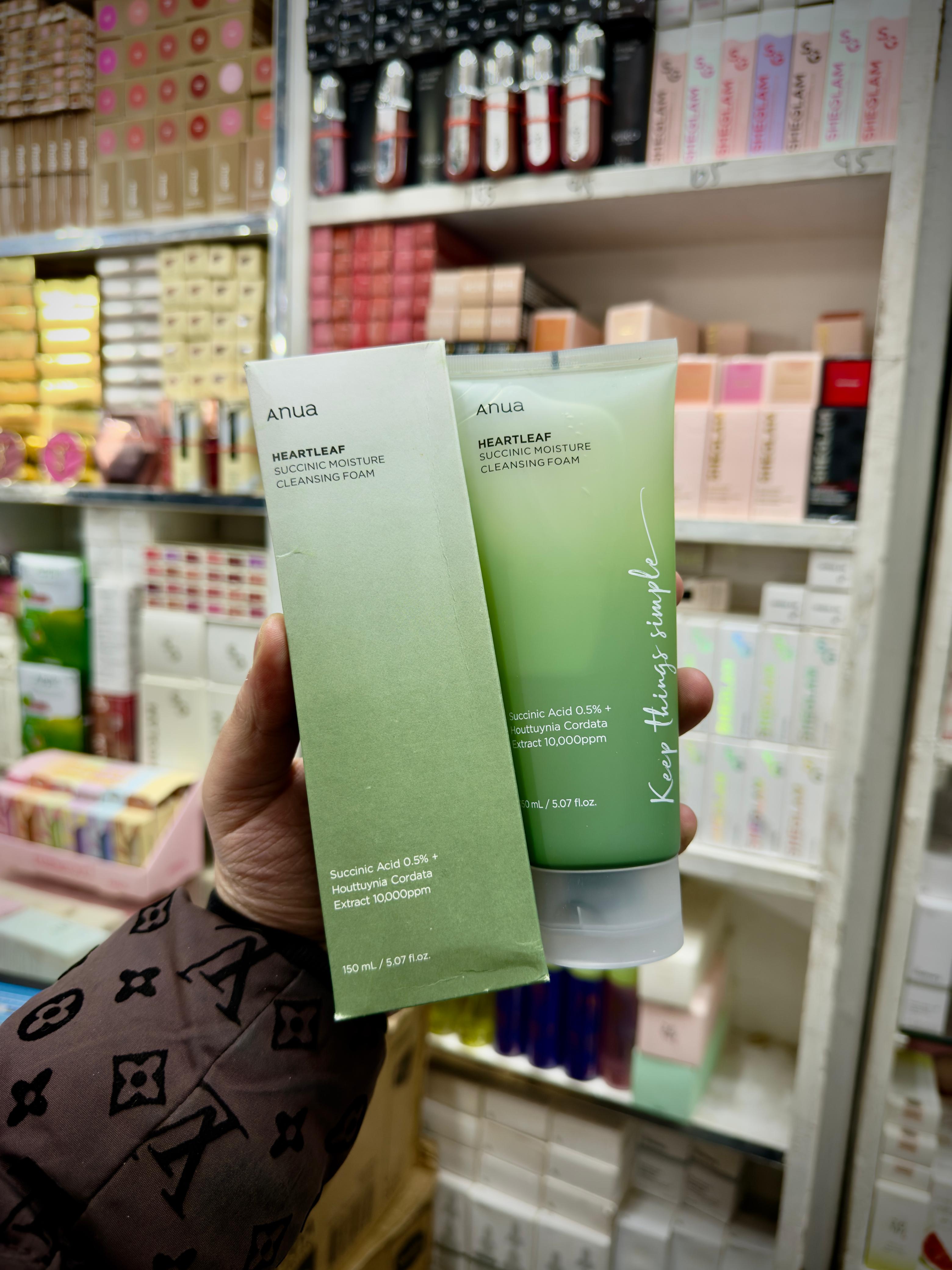 ANUA HEARTLEAF SUCCINIC MOISTURE CLEANSING FOAM