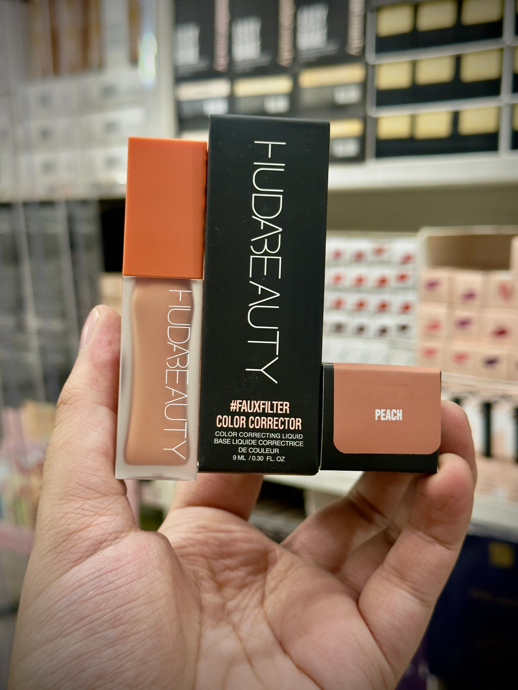 HUDA BEAUTY FAUXFILTER LUMINOUS MATTE COLOR CORRECTOR