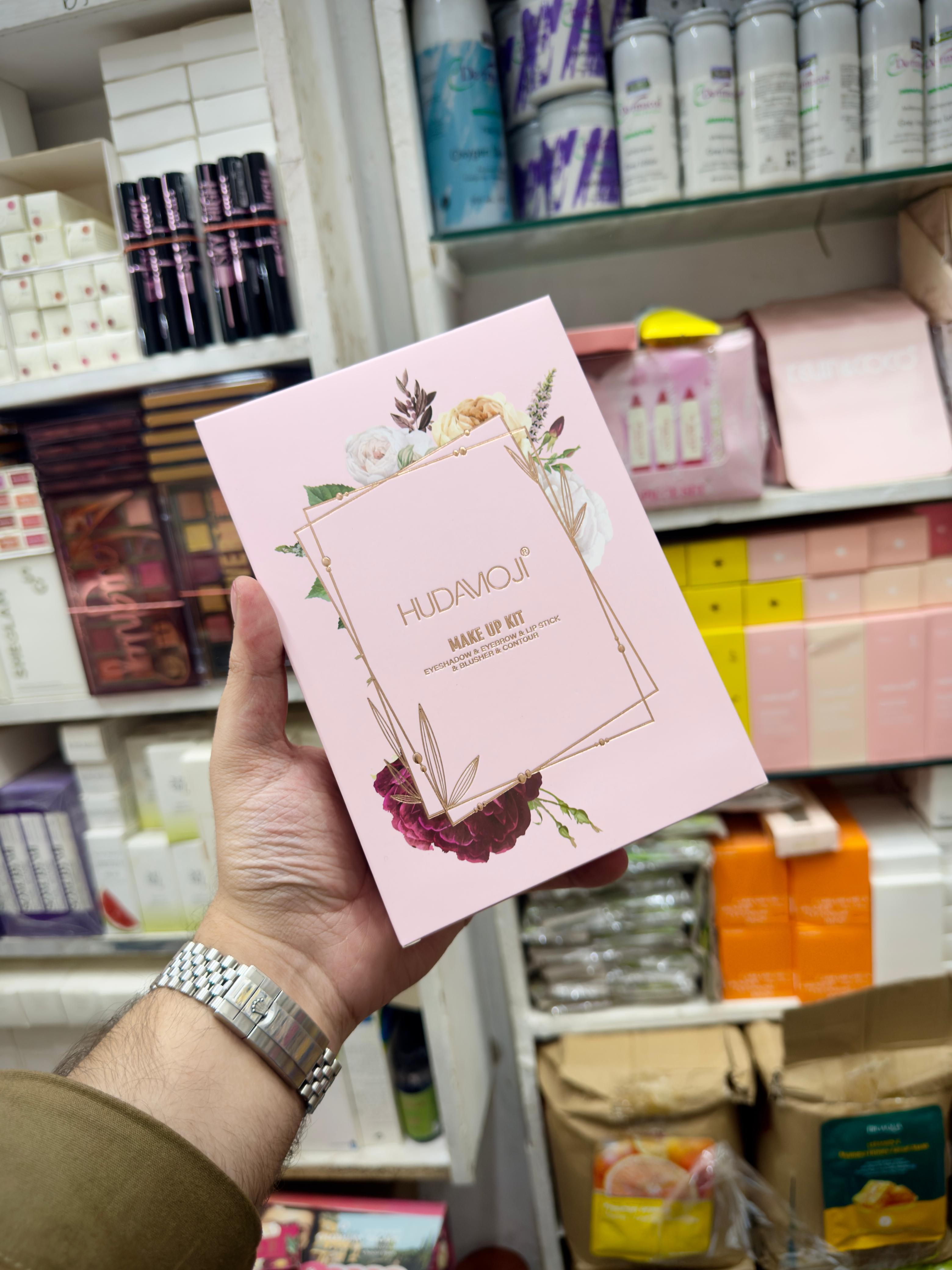 HUDAMOJI MAKEUP KIT 5 STEP