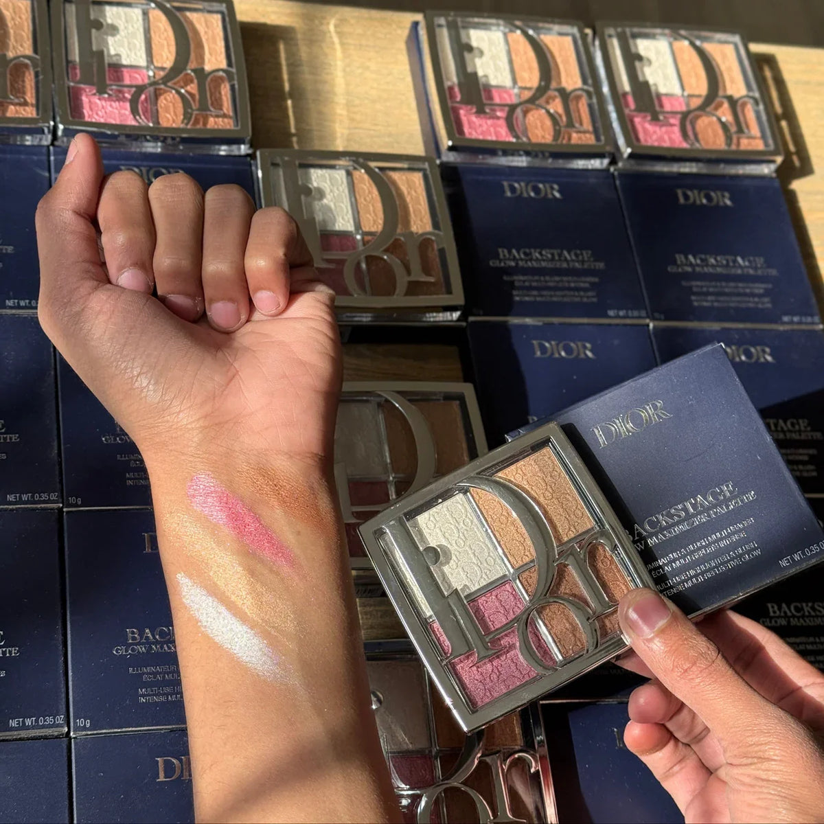 DIOR BACKSTAGE  GLOW MAXIMIZER PALLET 001 (Latest packaging)