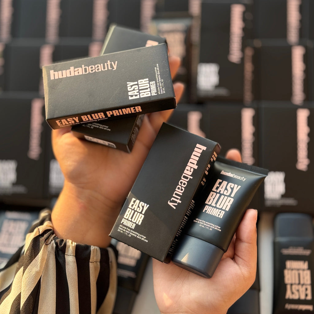 HUDA BEAUTY Easy Blur Silicone-Free Smoothing & Pore-Minimizing Primer
