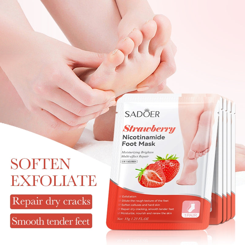 Sadoer Strawberry Nicotinamide Moisturizing Foot Mask