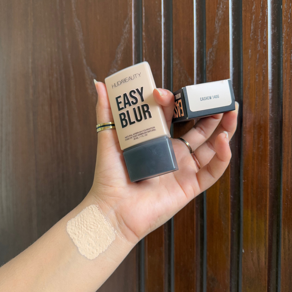 HUDA BEAUTY Easy Blur Natural Airbrush Foundation With Niacinamide