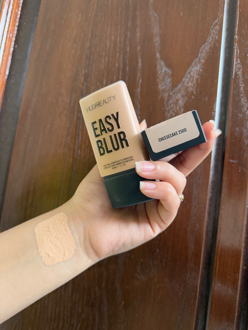 HUDA BEAUTY Easy Blur Natural Airbrush Foundation With Niacinamide