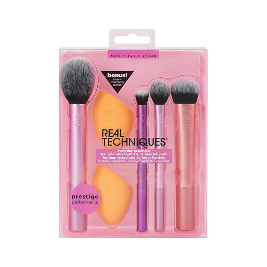 Real Techniques Everyday Essentials Brushes And Sponge Set