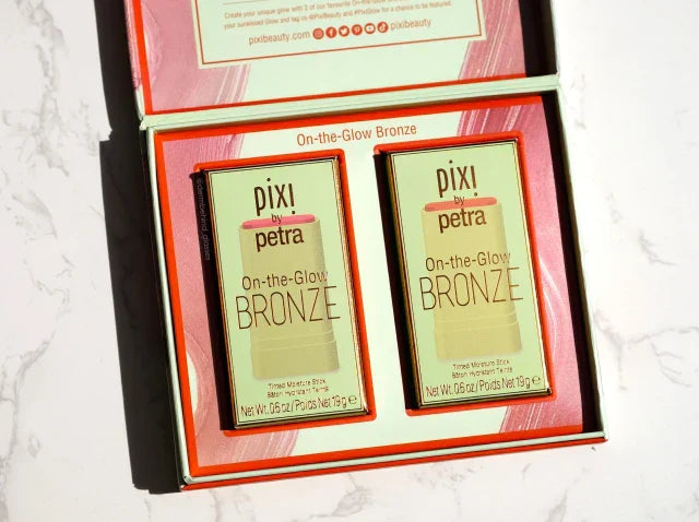 PIXI  ON THE GLOW BRONZE -  ( BEACH GLOW BRONZE BLUSH ) AND SOFT GLOW - 1 BLUSH 1 BRONZER SET